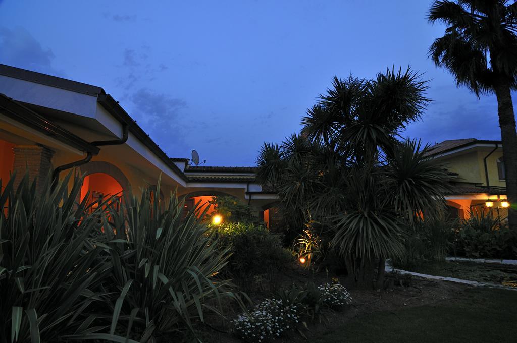 La Locanda Del Cavaliere Borgo Montello Экстерьер фото