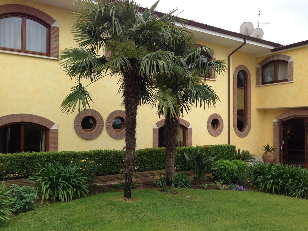 La Locanda Del Cavaliere Borgo Montello Экстерьер фото
