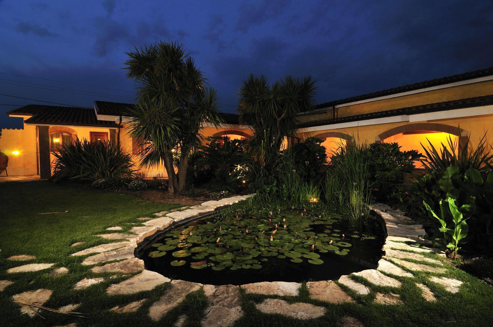La Locanda Del Cavaliere Borgo Montello Экстерьер фото